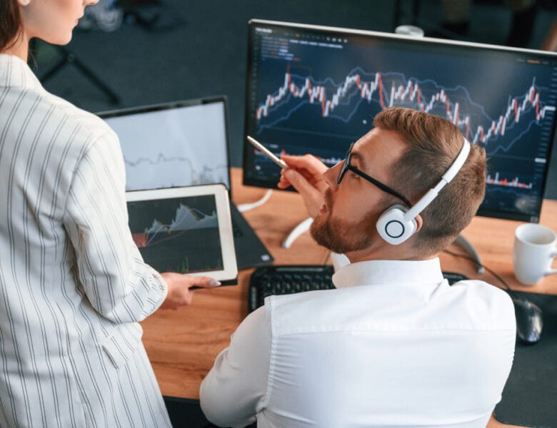 Pourquoi les épargnants français devraient-ils regarder vers la Bourse en 2025 ?