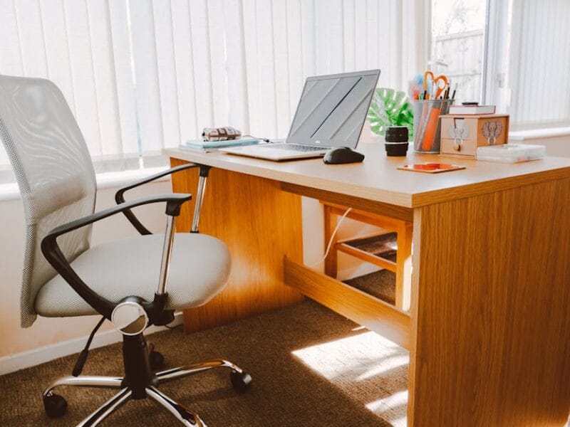 Créer un Espace de Travail Inspirant à Domicile