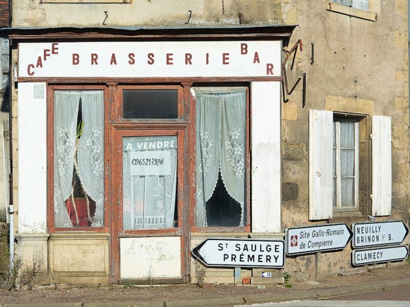 Accédez à Neuilly sa mère en streaming maintenant