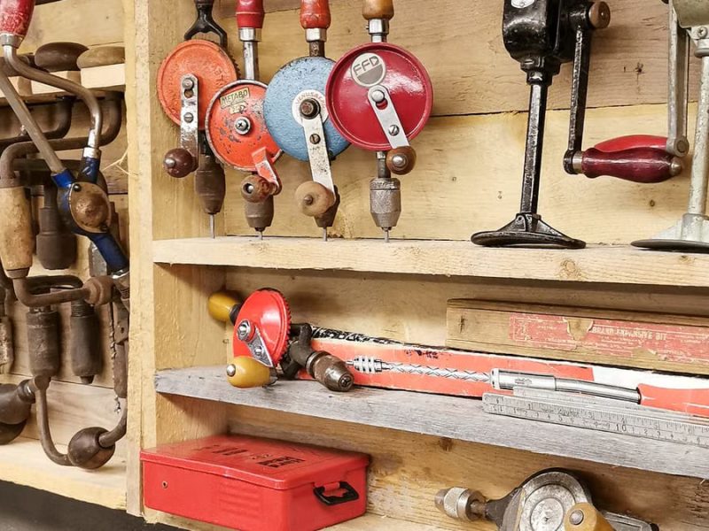 Astuces bricolage débutants : réussir sans outils pro