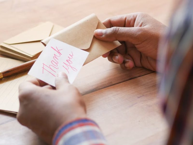 Rituels de gratitude pour une vie épanouie: 7 pratiques
